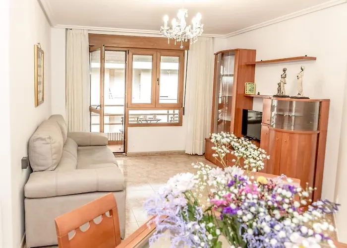 C14a01 El Angeluco Apartment Ajo