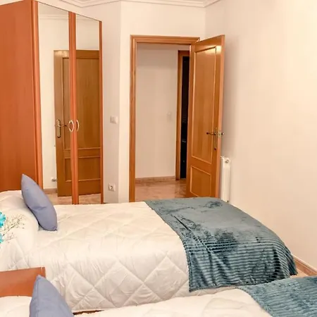 C14a01 El Angeluco * Ajo